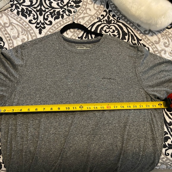 Eddie Bauer t-shirt for sale. - Picture 7 of 7